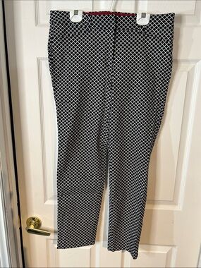 Rafaella Black & White Printed Cropped Pants